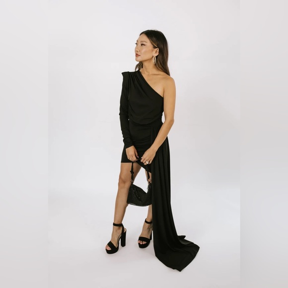 NWOT - CAMEO - sexy BLACK one-shoulder dress. - Picture 3 of 6